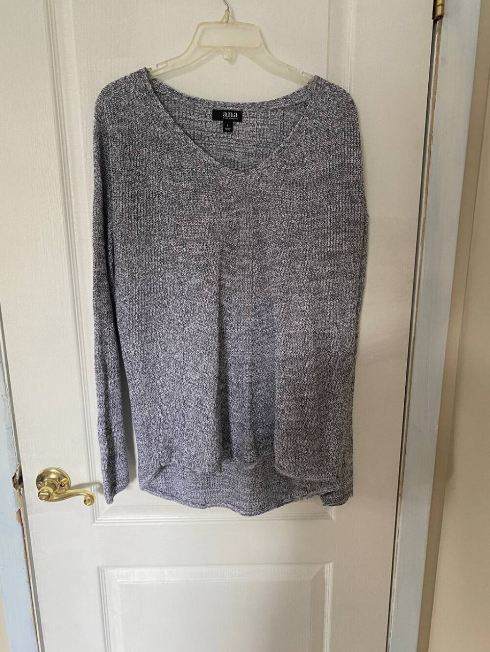 A New Approach (ana) Grey and White Speckled V Neck Sweater 100% Cotton Large